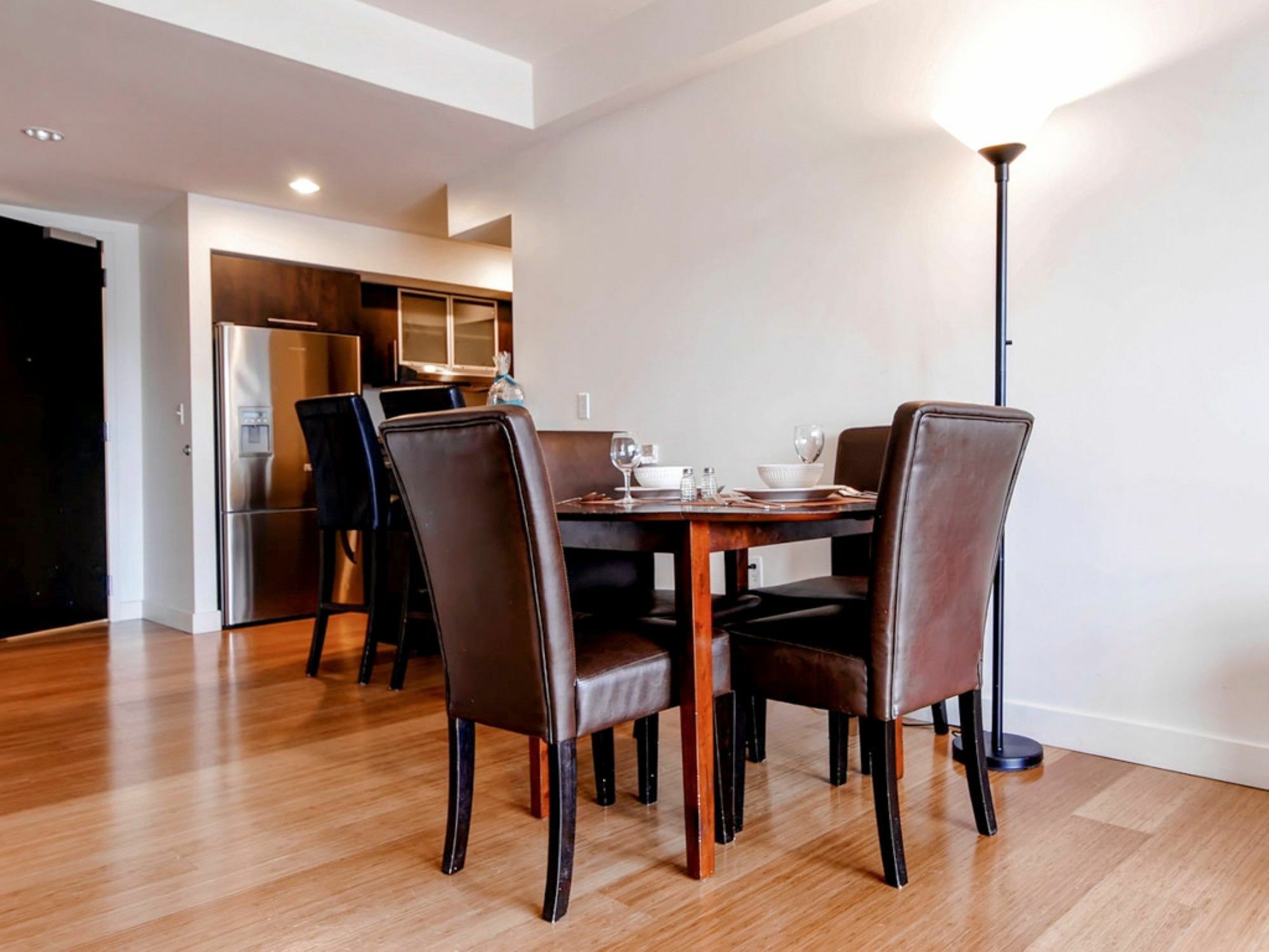 Global Luxury Suites At Kenmore Square ボストン エクステリア 写真